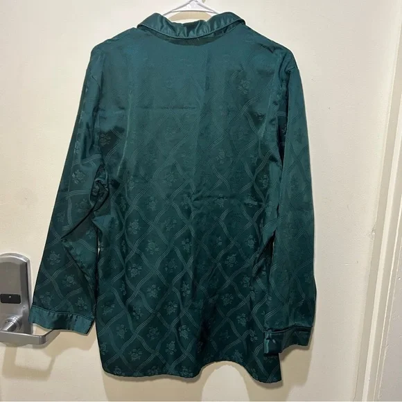 Victoria’s Secret 90s Vintage Green Floral Button Up Long Sleeve Pajama Top - Picture 4 of 12